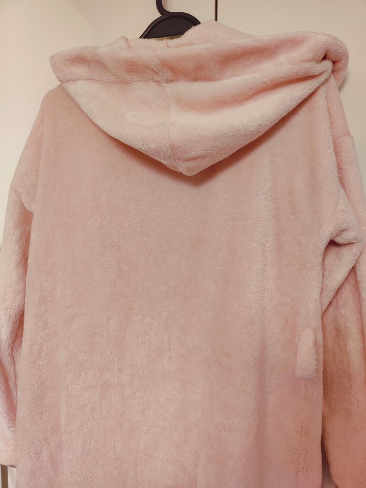 Pembe Kapüşonlu Sabahlık - Görsel 4