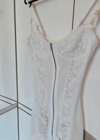 Beyaz Dantel Detaylı Hemşire Korsesi - Görsel 3