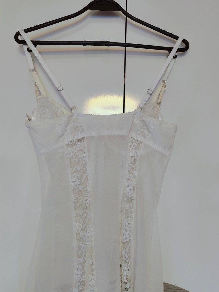 Beyaz Dantel Detaylı Hemşire Korsesi - Görsel 5