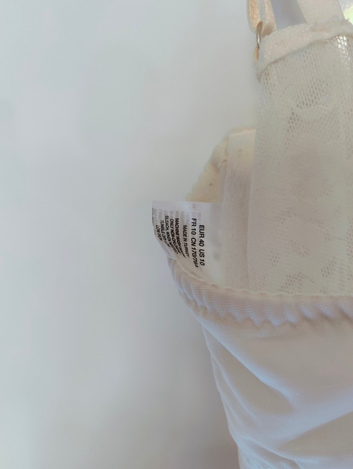 Beyaz Dantel Detaylı Hemşire Korsesi - Görsel 4