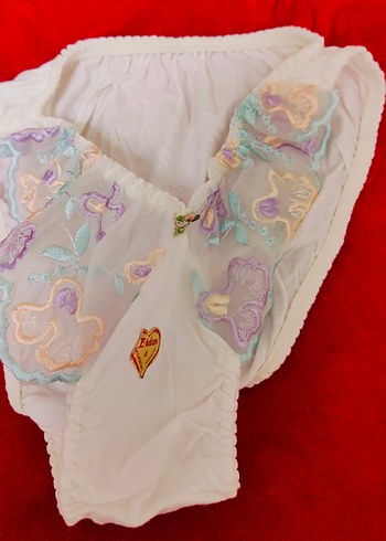 Dantel detaylı Beyaz külot - Görsel 4