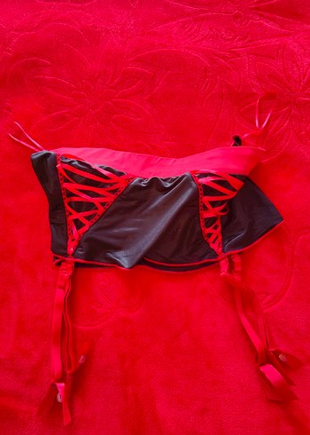 Kırmızı Nakışlı Hemşire Korsesi Midi Boy - Görsel 4