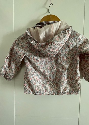 H&M Kız Çocuk Baskılı Fermuarlı Yağmurluk