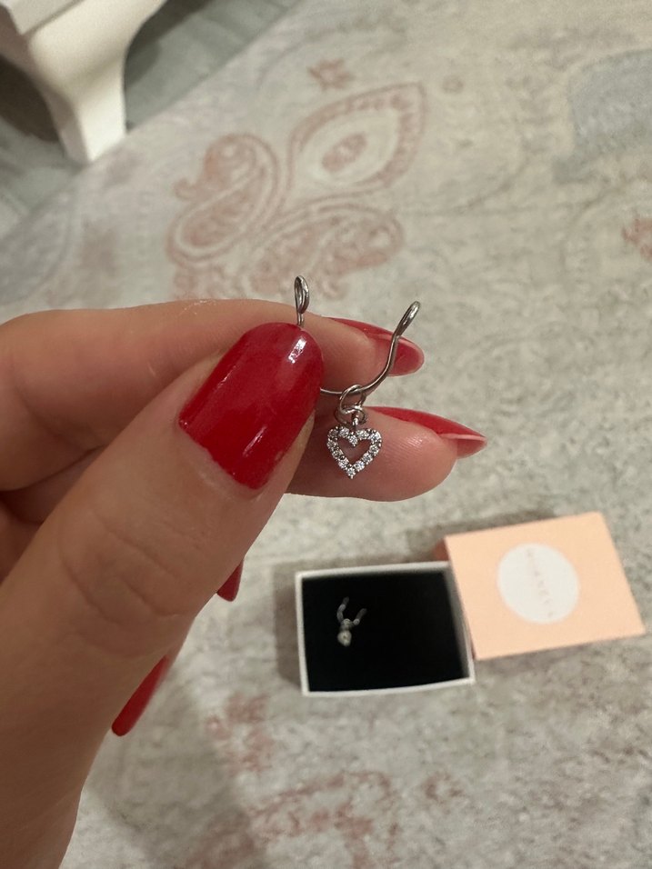 Fake meme piercingi - Görsel 3