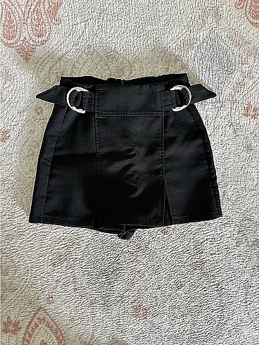 BERSHKA şort etek