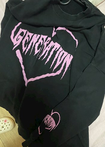2K Siyah Punk Temalı Kadın Sweatshirt