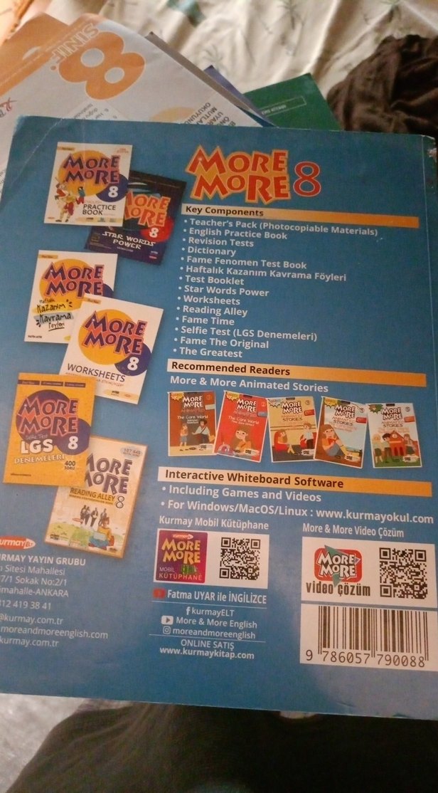 More More 8 Fame Fenomen İngilizce Test Kitabı - Görsel 2