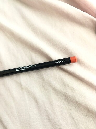 Bobbi Brown lipliner. ruj