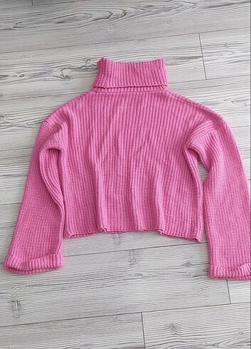 Pembe crop boğazlı kazak 