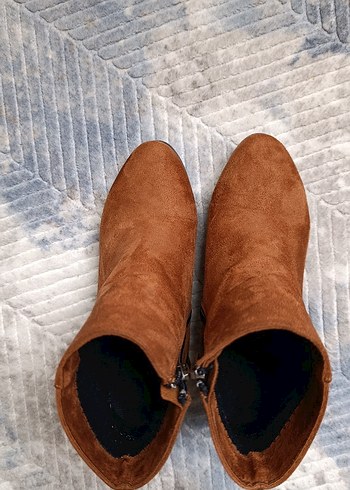 Kahverengi Süet Kadın Topuklu Bot - Görsel 2