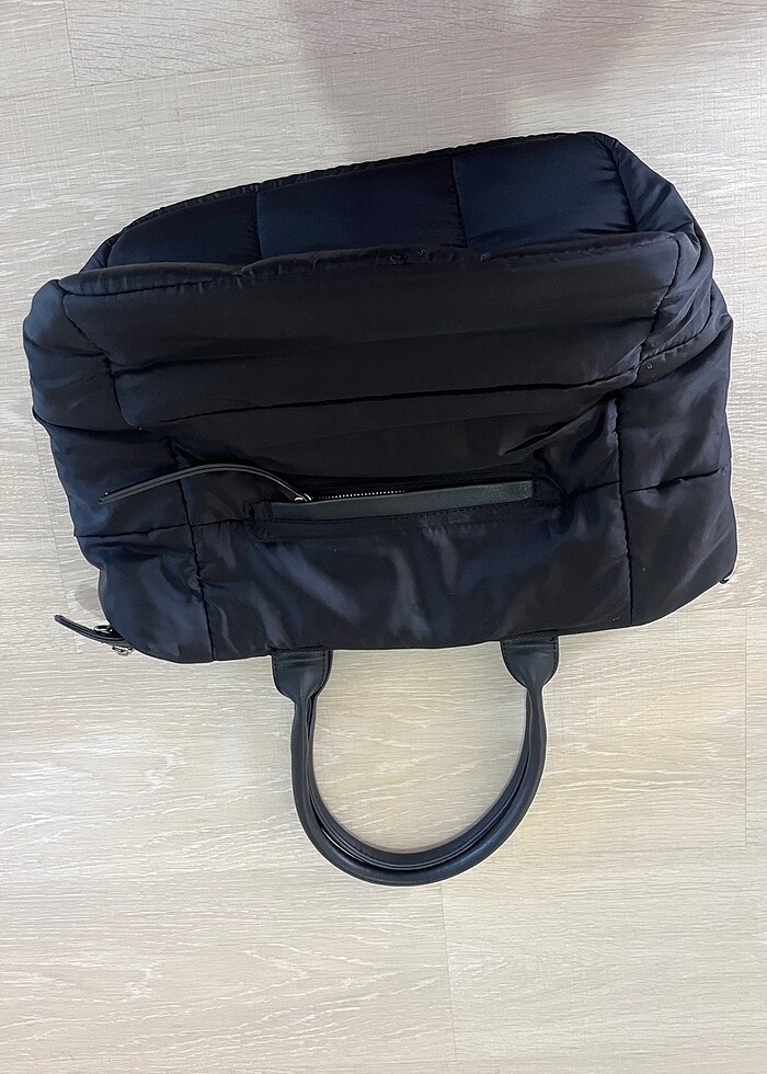 Stradivarius Kol çantası - Görsel 4