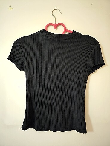 Bershka t-shirt