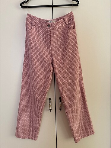 Pembe Tüvit Pantolon
