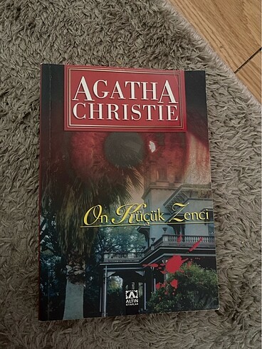On Küçük Zenci Agatha Christie