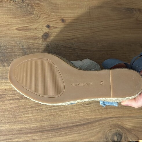 39 Beden mavi Renk Stradivarius Dolgu Topuklu Ayakkabı