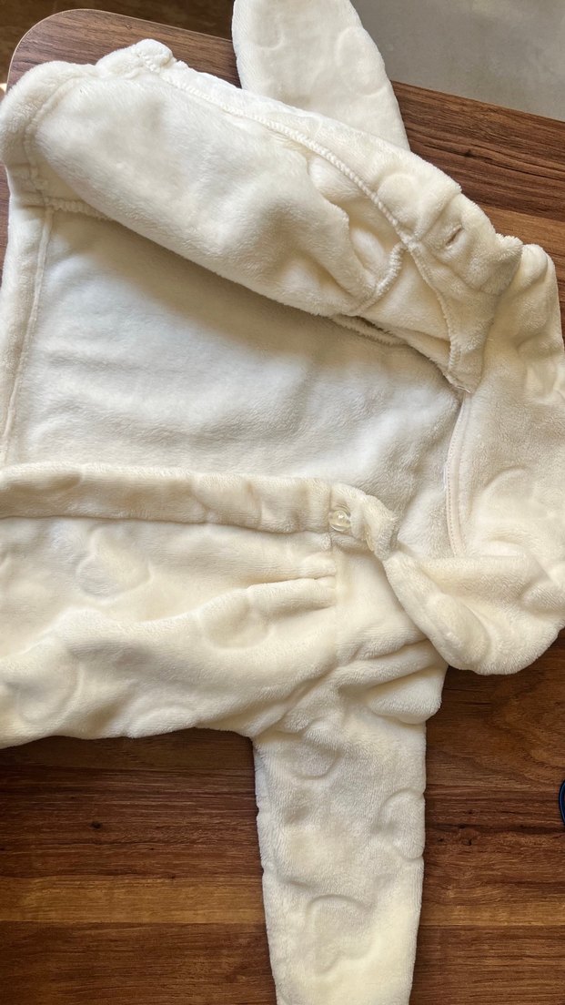 Kapüşonlu Beyaz Kürklü Bebek Tulumu - Görsel 2