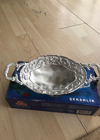 Alman gümüşü şekerlik