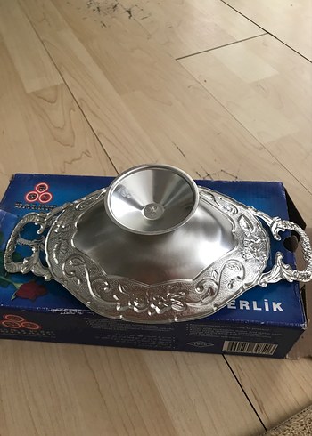Diğer Alman gümüşü şekerlik