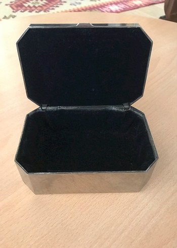 Gümüş renginde Takı Kutusu - Görsel 2