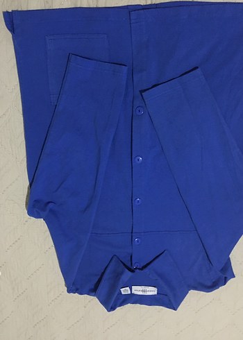 Mavi Düğmeli Kadın Uzun Kollu Gömlek - Görsel 4