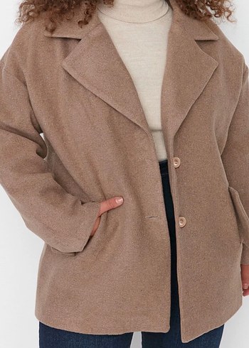 Düğmeli Bej Süet Hamile Kaban - Görsel 3