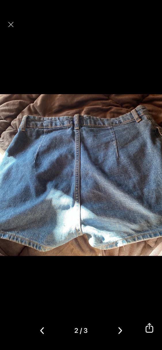 Kadın Mavi Pileli Mini Kot Şort - Görsel 2