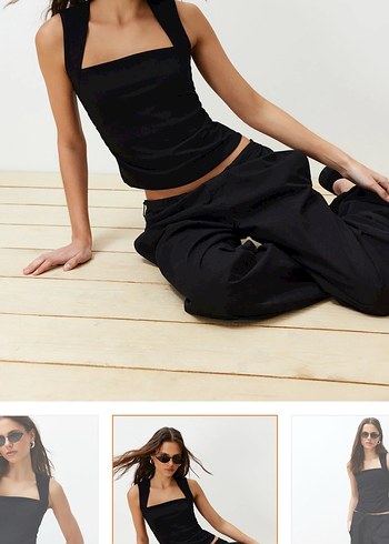 Siyah V Yaka Mini  Bluz - Görsel 2