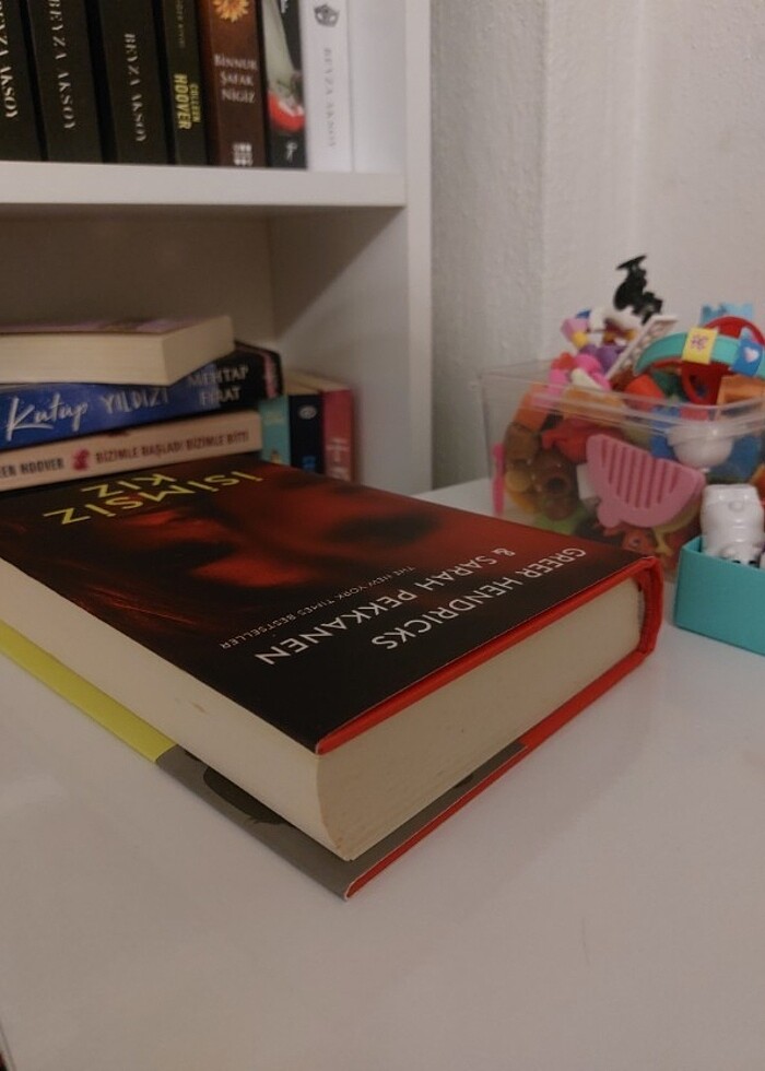 İsimsiz kız - Görsel 2