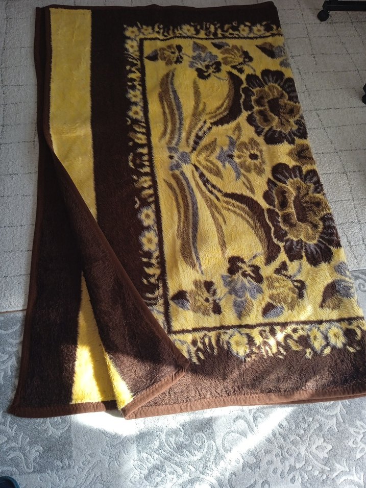 Kahverengi desenli yumuşak battaniye - Görsel 2