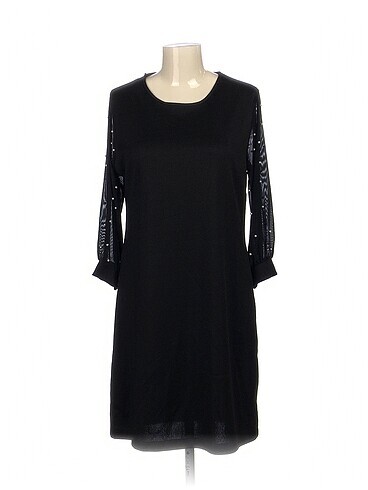 PreLoved Kısa Elbise %70 İndirimli.