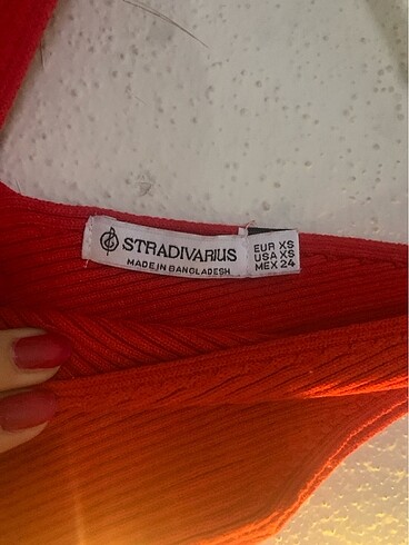 Stradivarius Stradivarius kırmızı askılı crop top