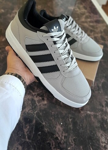 Adidas Spor Ayakkabı 