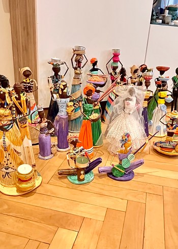 Renkli Turuncu Kadın Figürin - Görsel 7