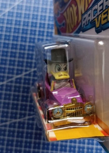 Hot Wheels Scrooge McDuck Racerverse - Görsel 2