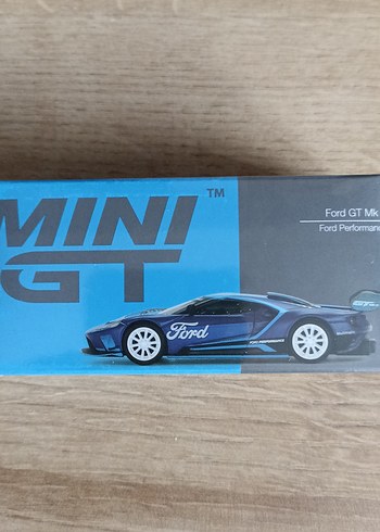 Ford GT Mk II - Mini GT #429