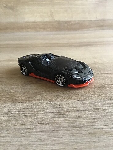 Lamborghini Centanario Roadster Hot Wheels