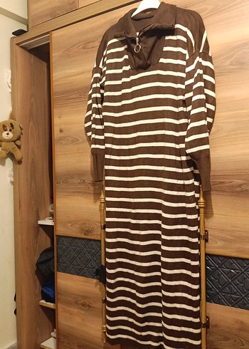 Uzun Kollu Kahverengi Çizgili Triko Elbise - Görsel 4