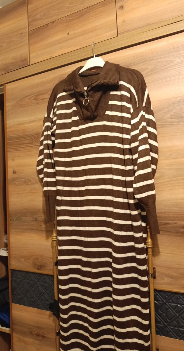 Uzun Kollu Kahverengi Çizgili Triko Elbise - Görsel 5
