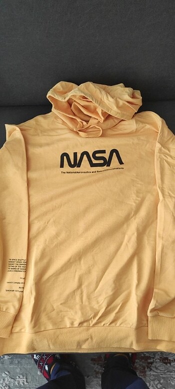 NASA sweatshirt 