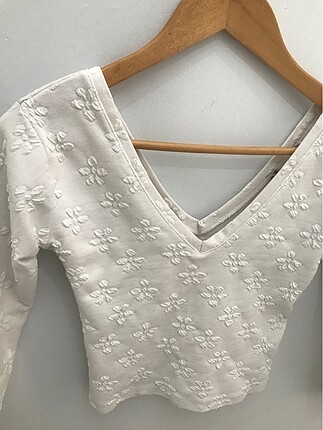 Zara V Yaka Uzun Kol Crop Bluz