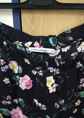 LC Waikiki Çiçek Desenli Bol Kesim Midi Kadın Pantolon