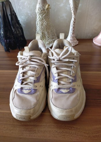 Skechers Skechers#Beyaz Bağcıklı Kadın Spor Ayakkabı