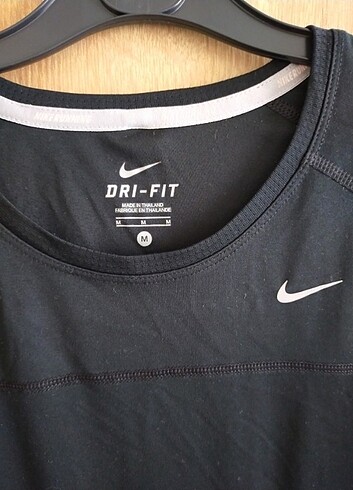 Nike Nike sporcu tshirt