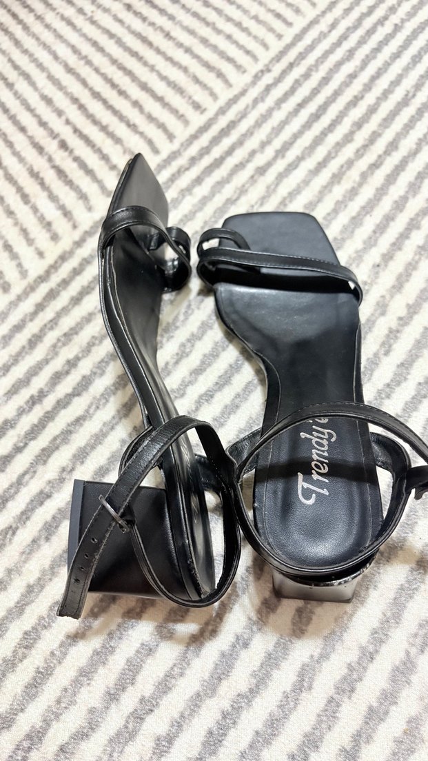 Kadın Siyah Topuklu Sandalet ayakkabı - Görsel 2