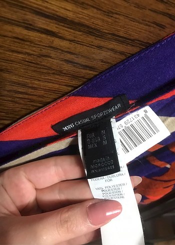 V Yaka Renkli Mango Elbise - Görsel 4