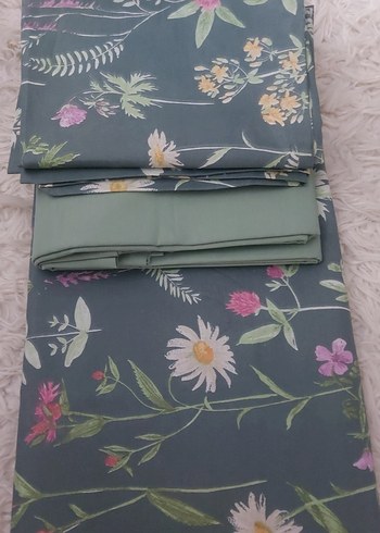 Çiçek Desenli Nevresim Takımı - Görsel 2