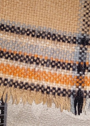 Kadın Bej Yün Örgü Şal - Görsel 3