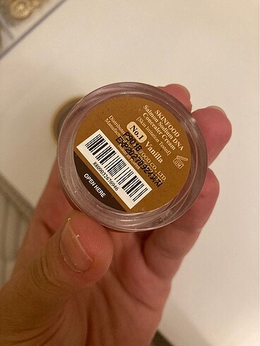 Beden Skinfood Concealer 01