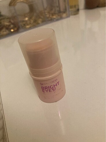 Beden Essence Bright Eyes Aydınlatıcı
