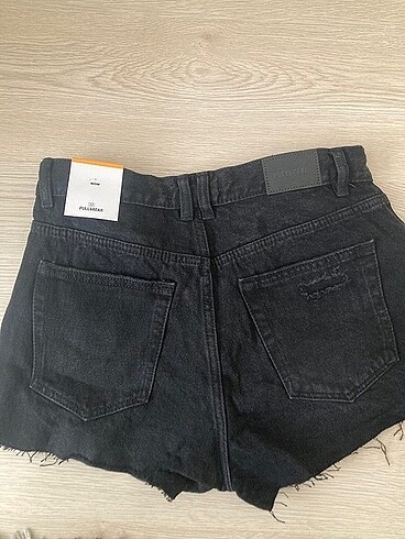 m Beden Pull and Bear Kadın Kot Şort